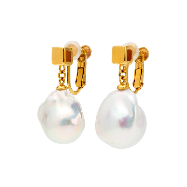 【Carre】 Carre Baroque Pearl Earrings, Freshwater Pearl 12mmUP Silver (Gold Plated) (marlena-53-6333)