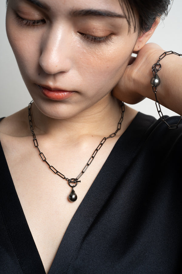【NOIR/Mireille】Noir Mireille Baroque Pearl Chain Necklace, South Sea Black Pearl 11mm UP Silver (Black Rhodium) (marlena-50-2243)